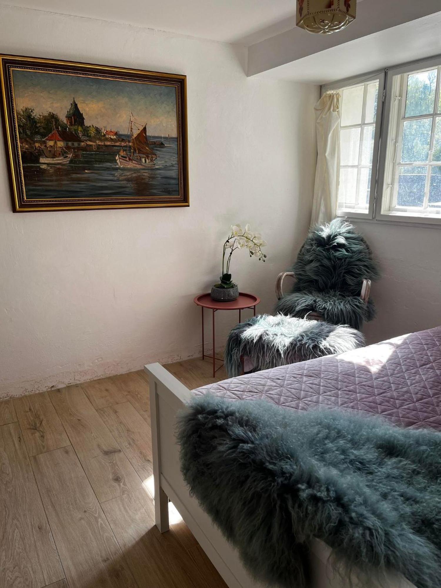 Rosenlund Gods - Kaelder B&B Sakskøbing エクステリア 写真